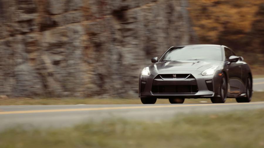  Nissan GT-R Pure (R35) 2017 года  (NA) (фото 17 из 21)